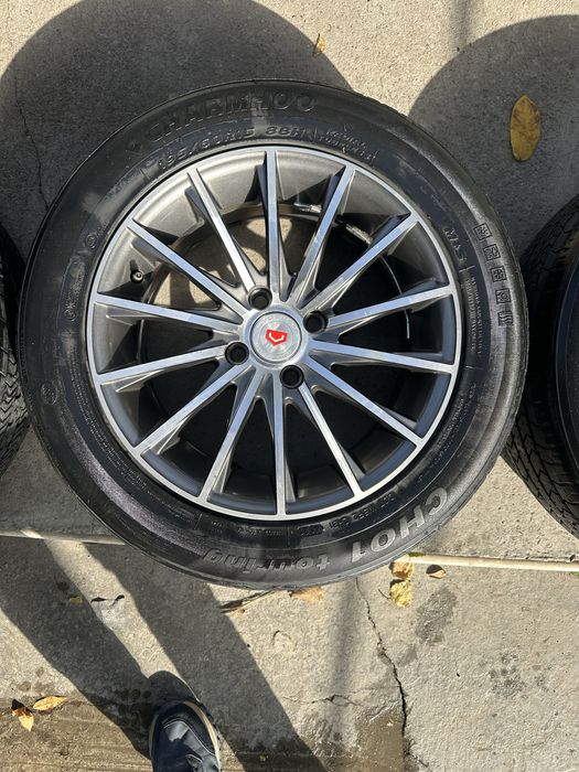 Vossen диска сотилады