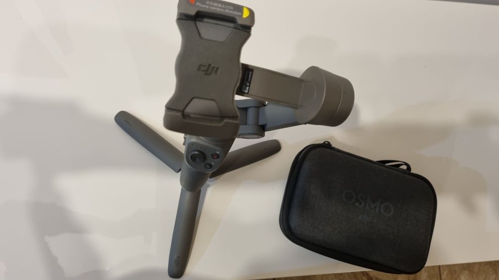 Stabilizator pentru telefon osmo dji