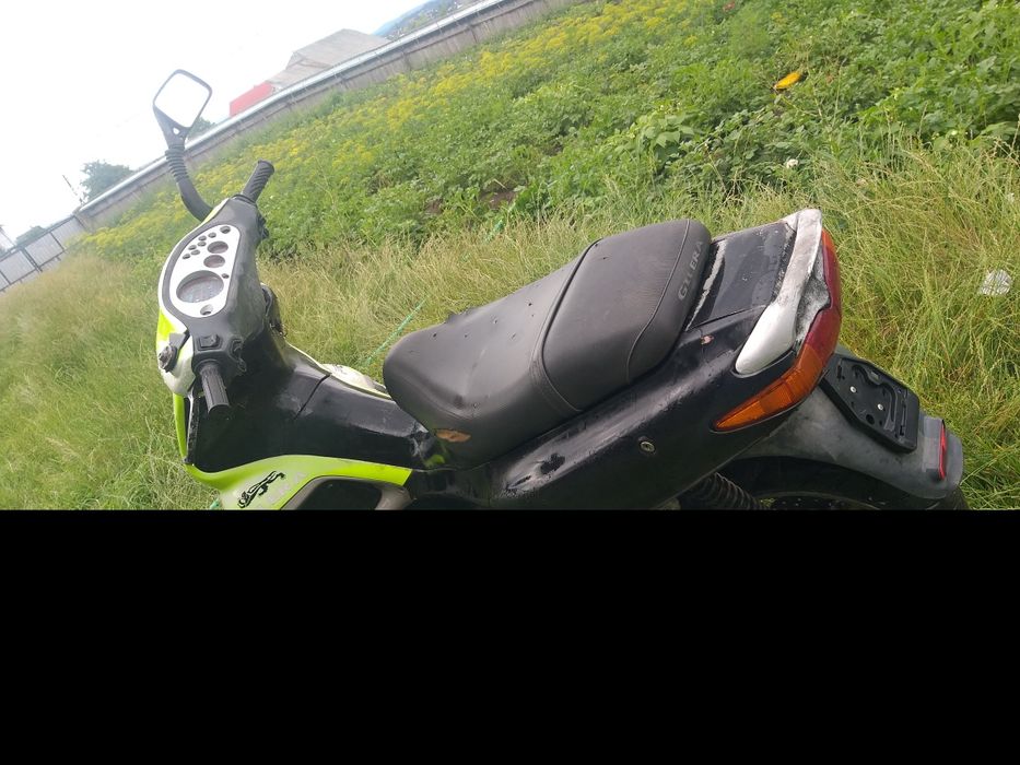 Vand sau schimb scuter gilera 125cc