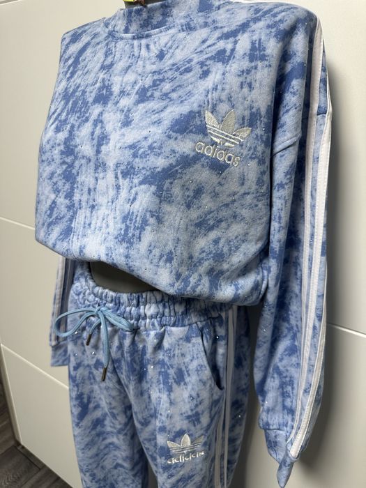 Compleuri Adidas cu pietre