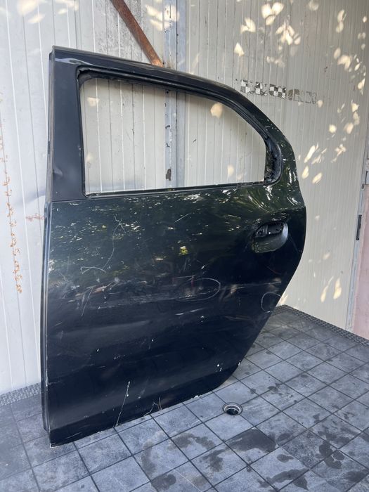 Usa stanga spate dacia logan 2