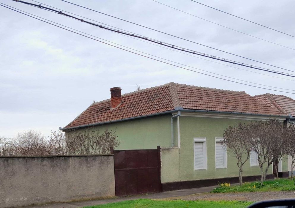 Vand casa in Cartierul Sanicolau Mic Arad