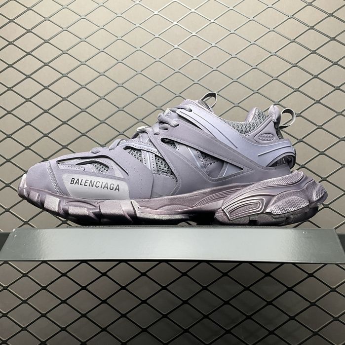 Balenciaga track