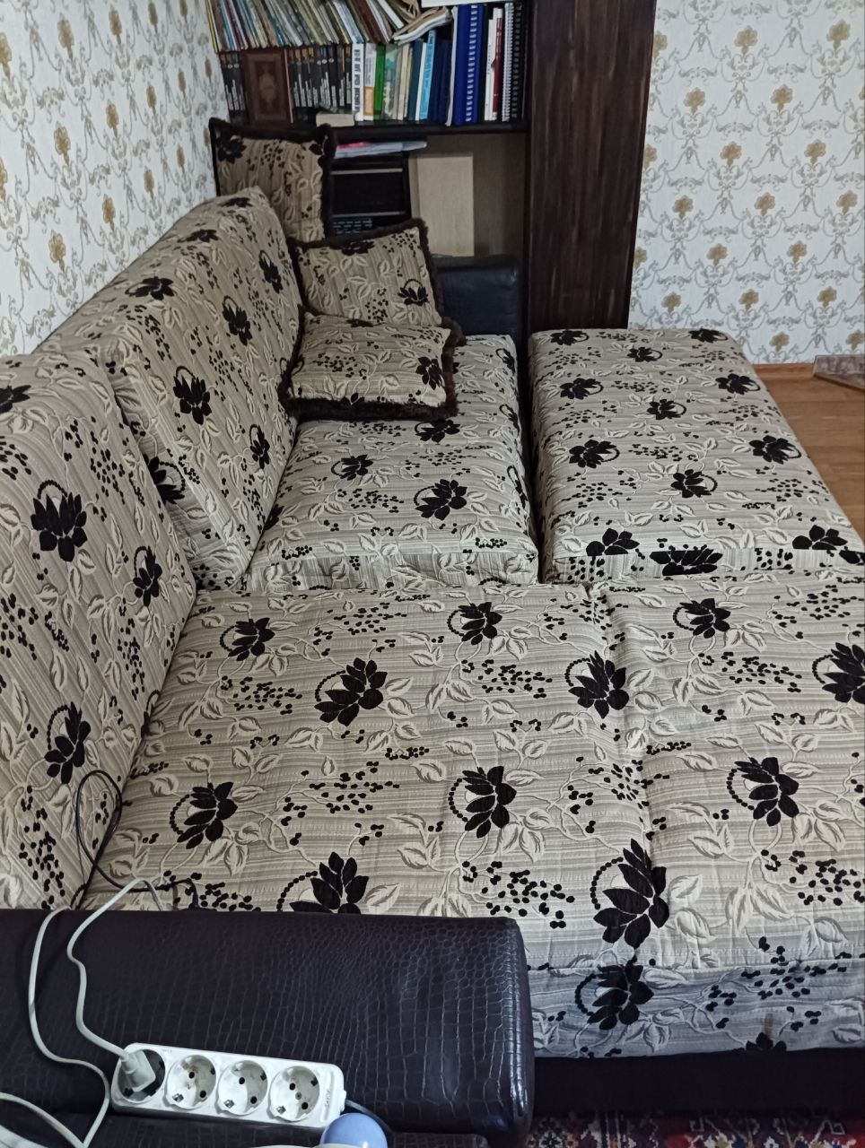 Диван кровать для гостиной