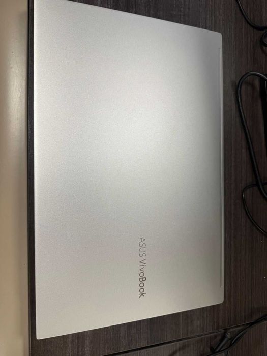 Asus VivoBook 15