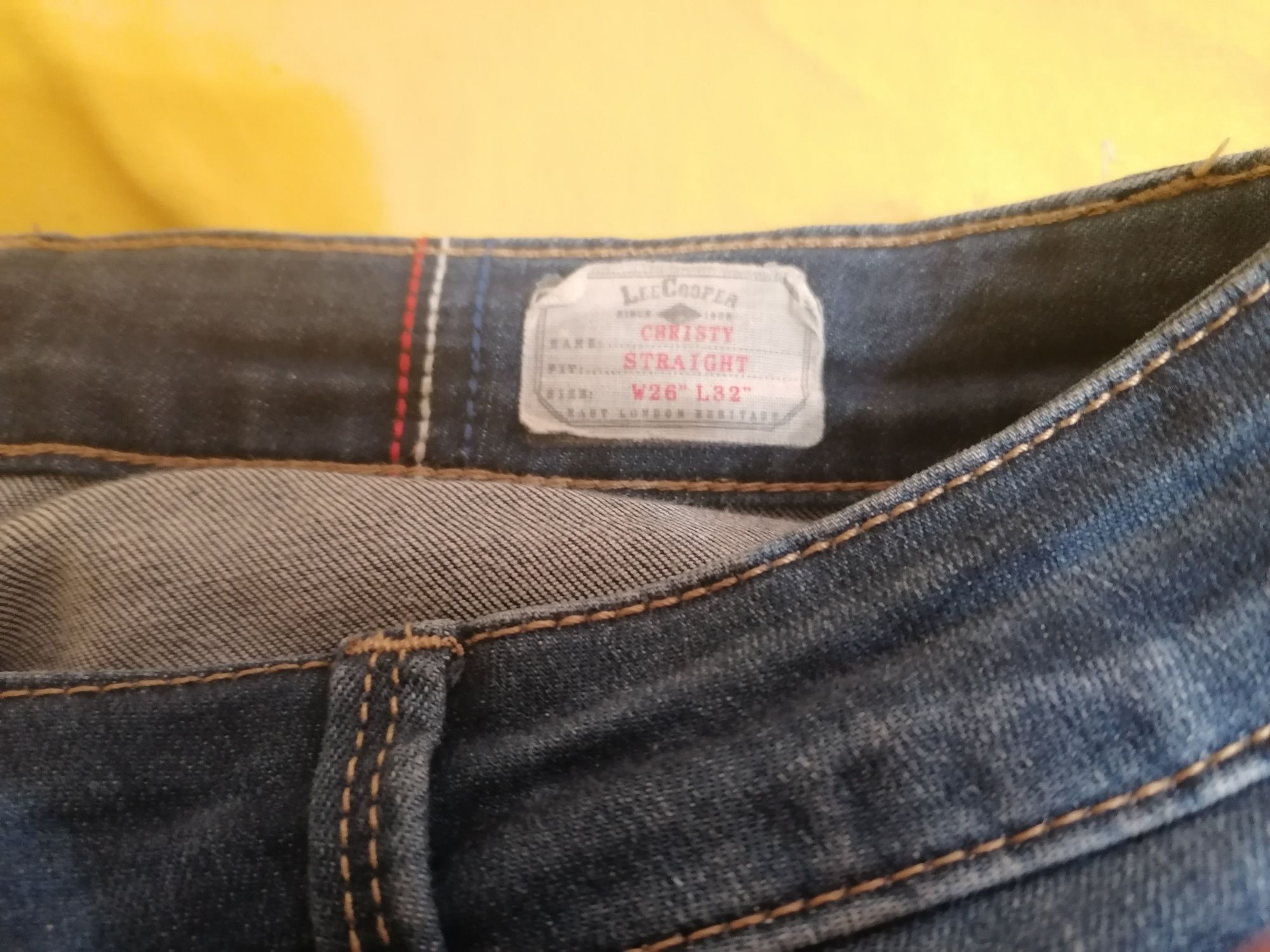 Blugi Lee Cooper, stare impecabilă, mărime 38