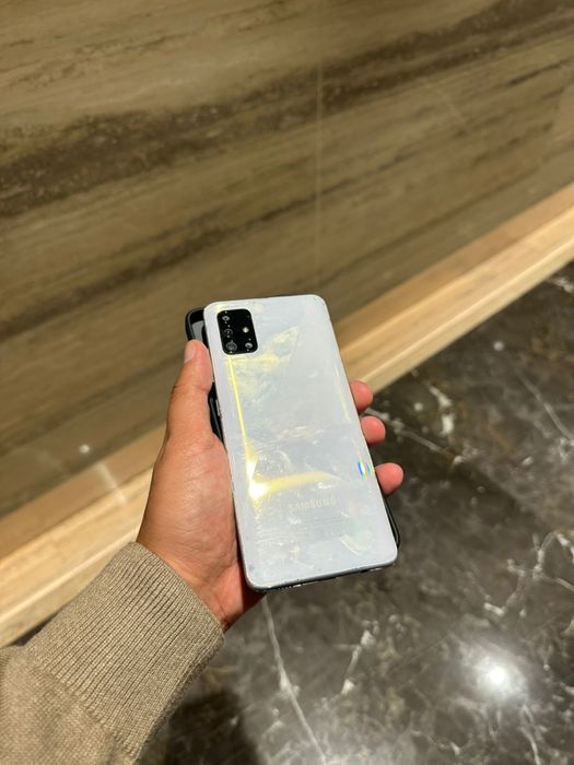 Самсунг А51 64 gb срочно samsung