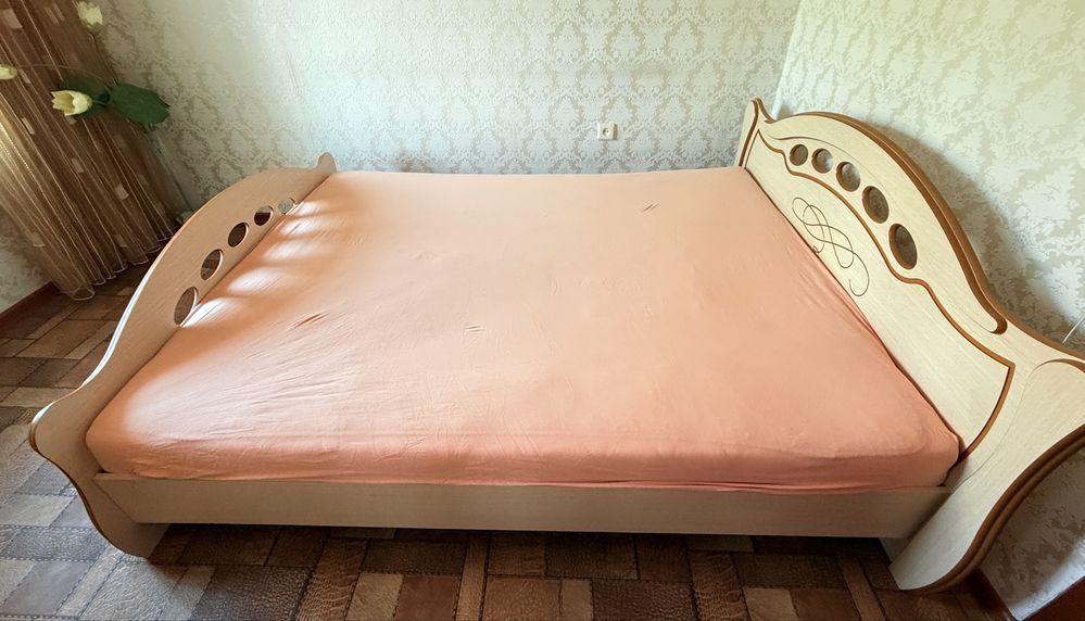 Спальный Гарнитур (Кровать)