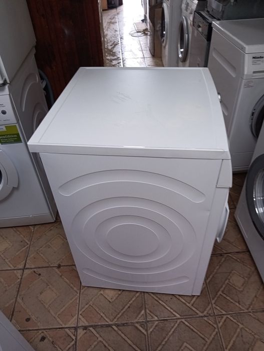 Сушилня с термопомпа Бош Bosch Serie 6 A++ 8кг  с две години гаранция!