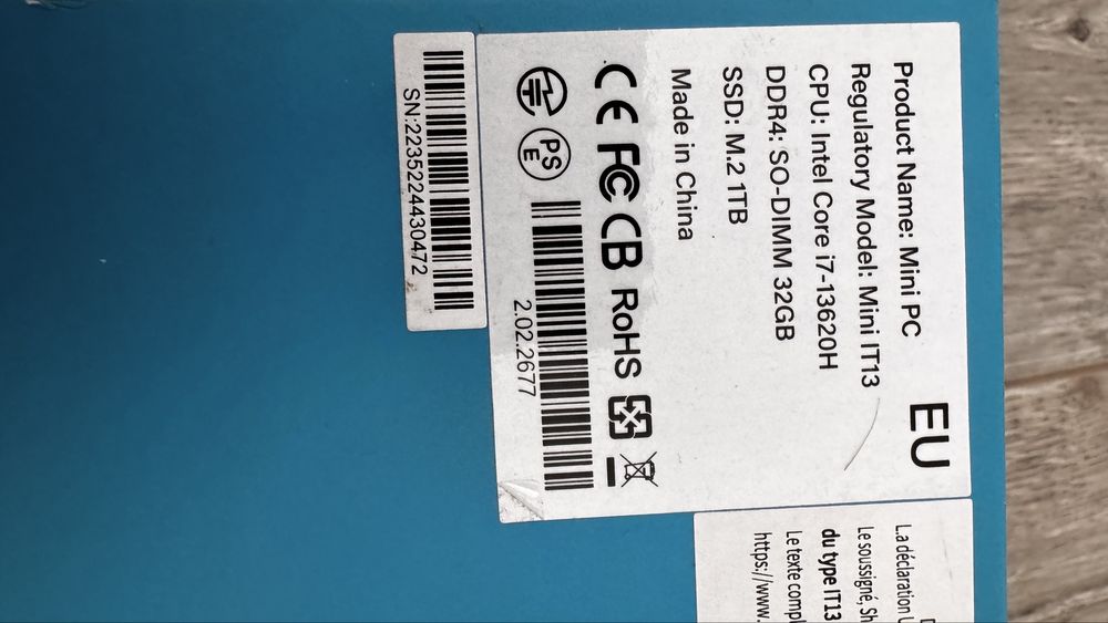 Mini PC marca GEEKOM, I7