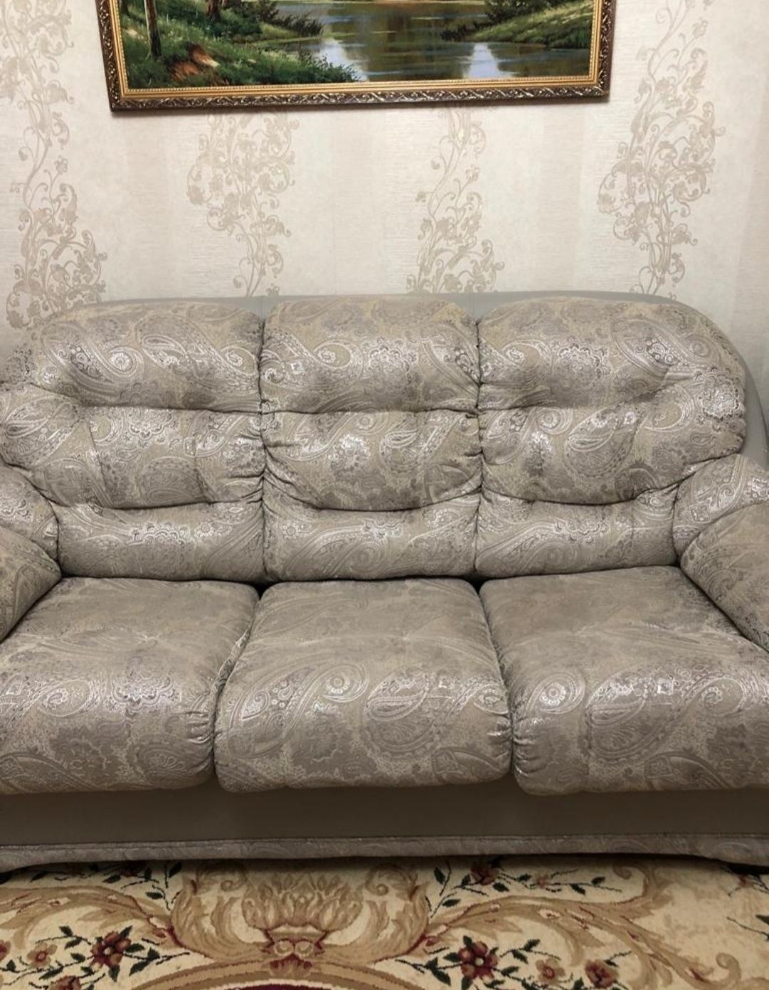 Продам диван +2 кресла