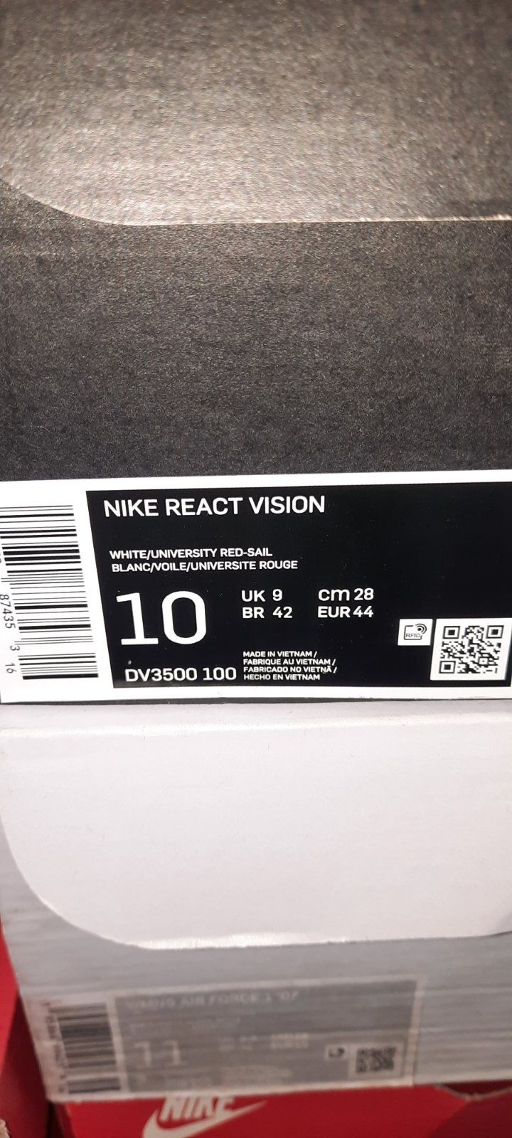 Nike react vision white