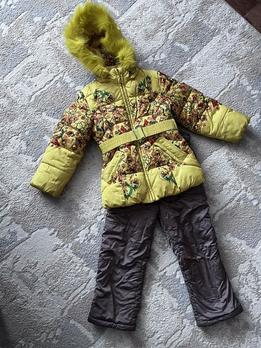 Продам зимнюю куртку  и штаны на девочку