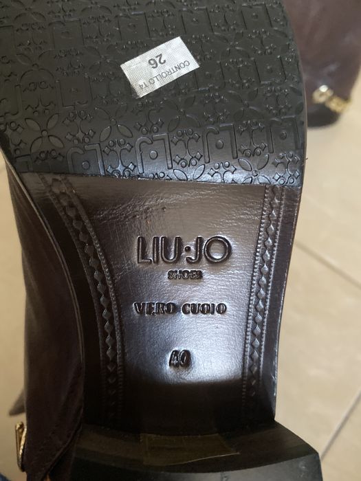Cizme de piele pentru femei firma Liu Jo, nr. 40. Noi!!