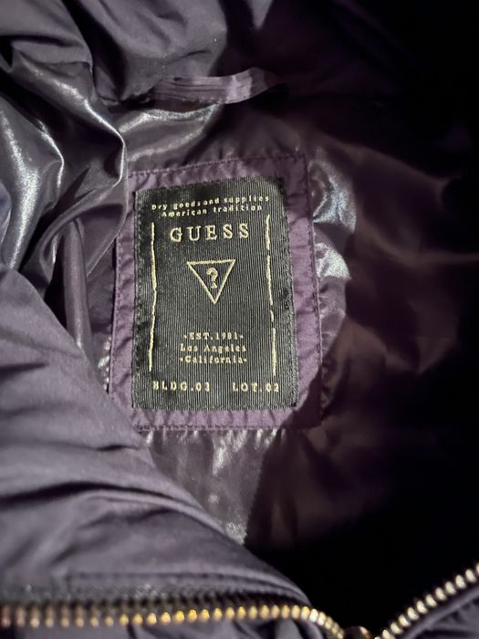 Оригинално яке Guess