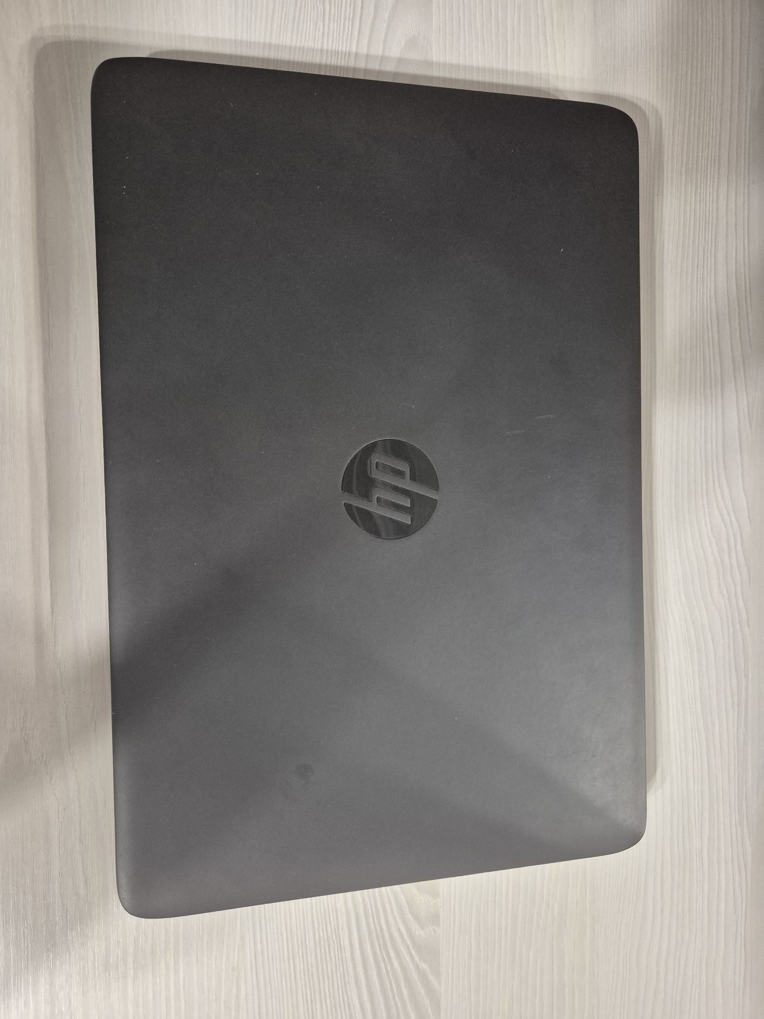 HP Elite book 840 i5, работает быстро хорошо