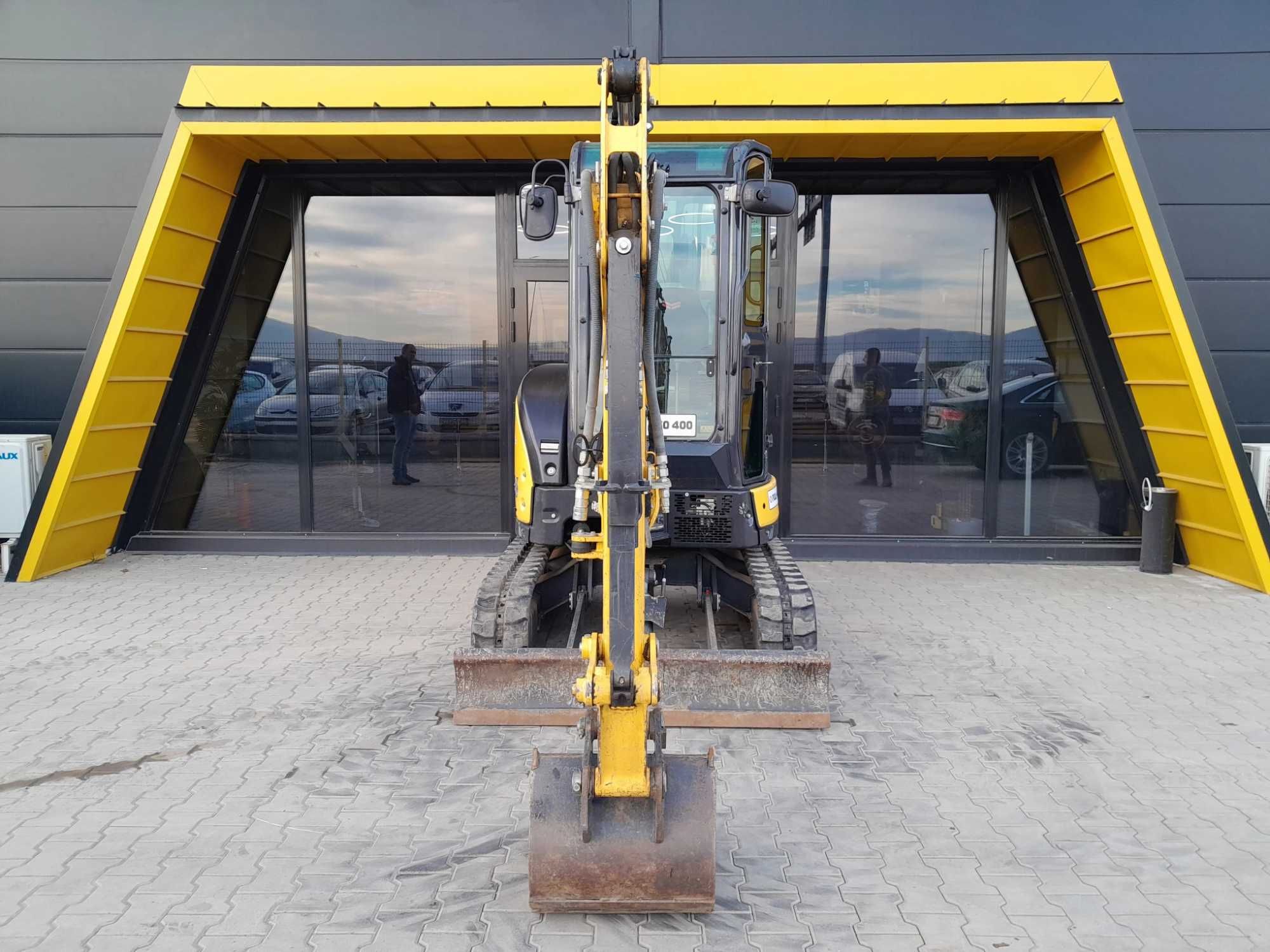 Багер Yanmar ViO26-6 2665кг