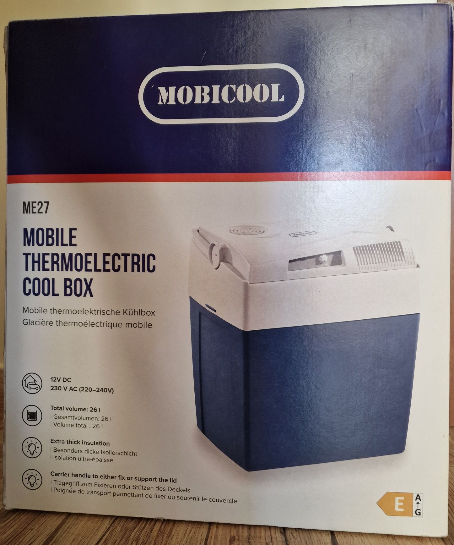 Електрическа хладилна кутия. 12v/220v. MOBICOOL.