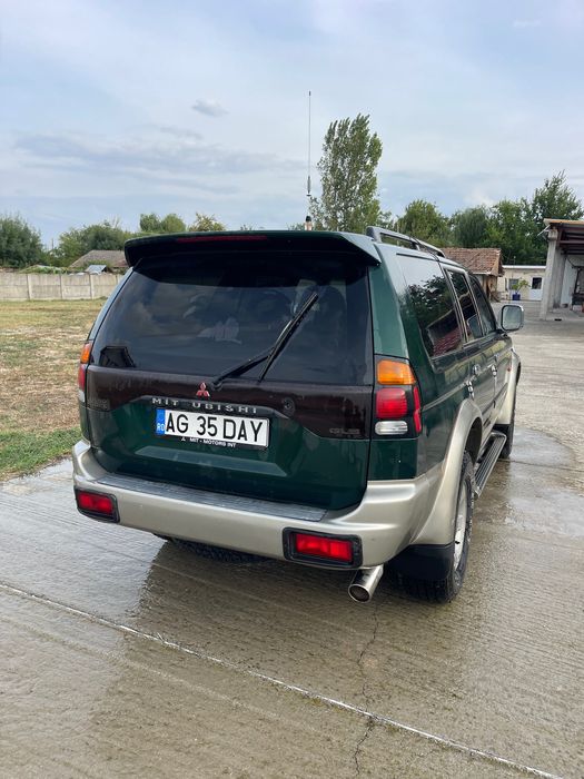 Mitsubishi Pajero Sport motor 2972 cc 125 hp benzină 24 valve cu