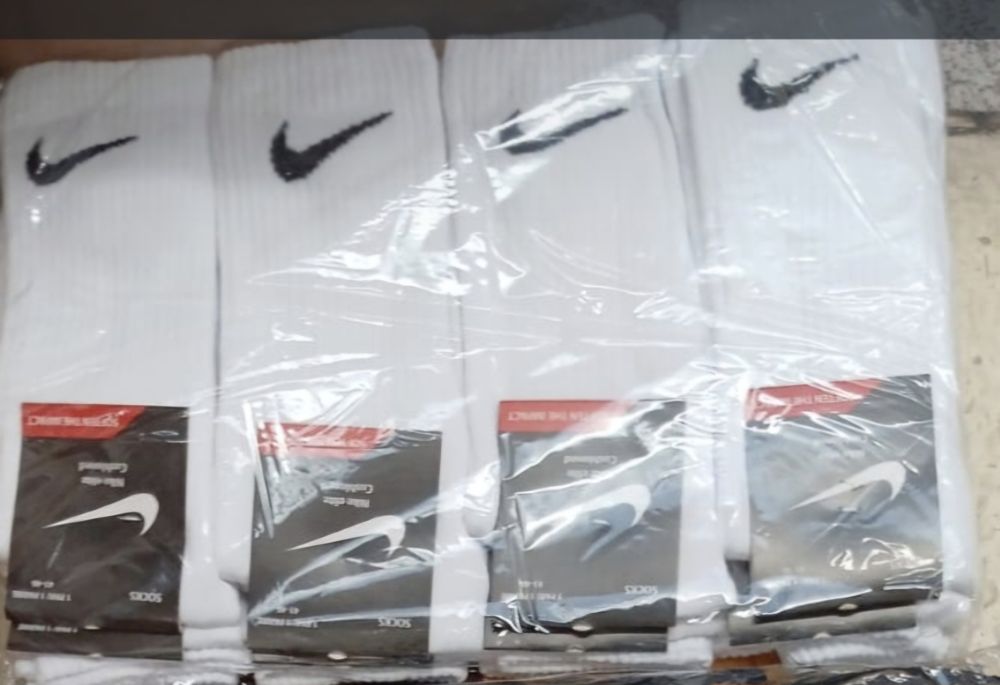Vând șosete Nike