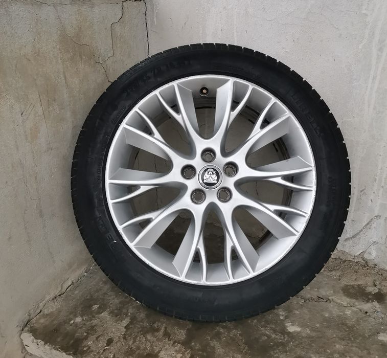 Janta originala R18 Land Rover Discovery Sport Velar Jaguar XF F-pace