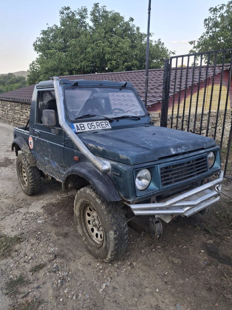 Vand suzuki samurai 1.3 benzina