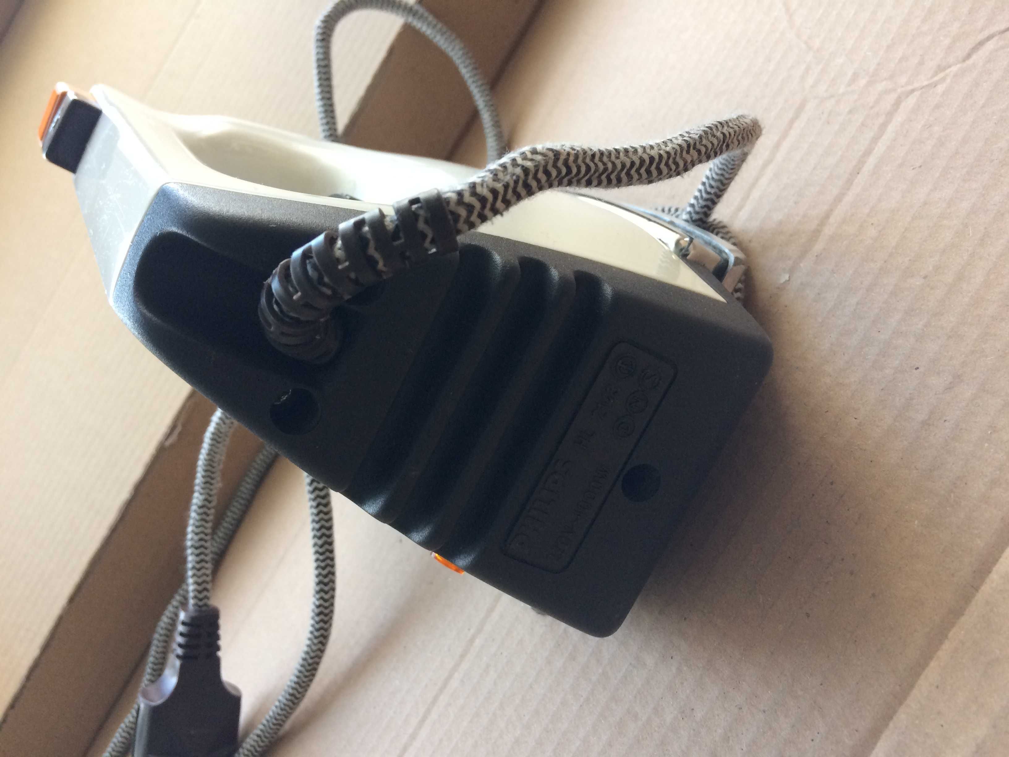 Ретро електрическа парна ютия Philips HL 2142
