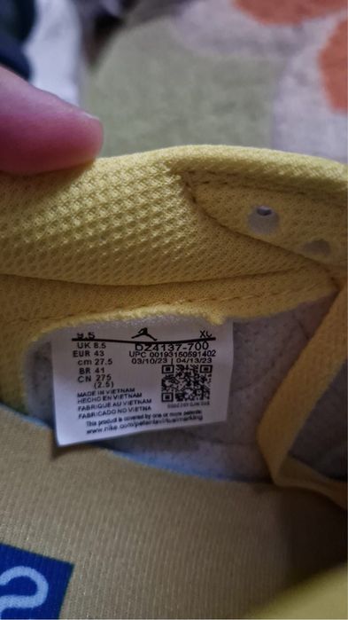Travis Scott Air Jordan 1 Retro Low “Canary”