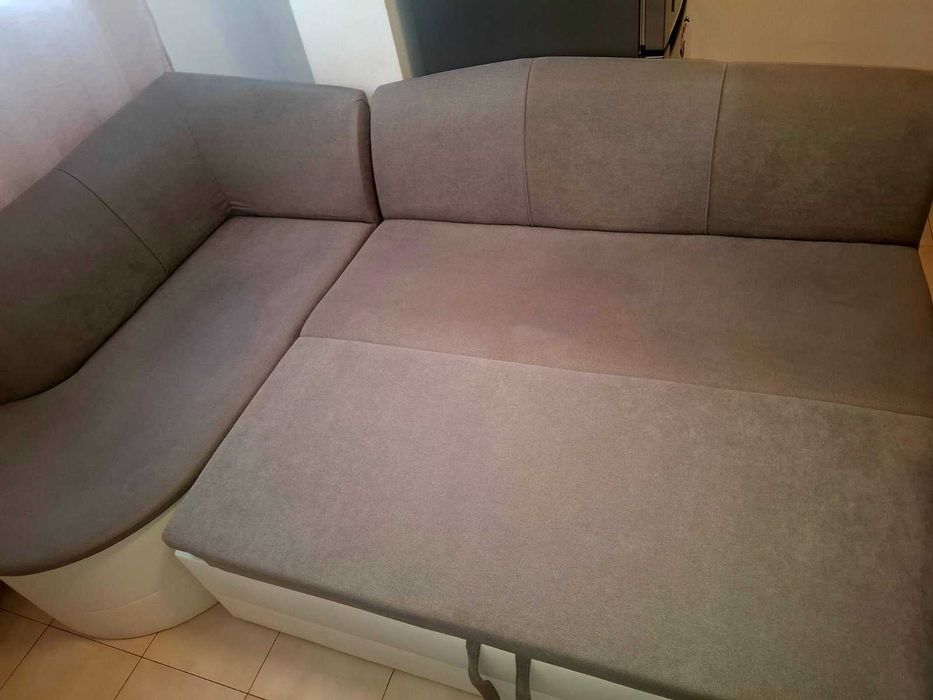 Двуцветен Ъглов диван