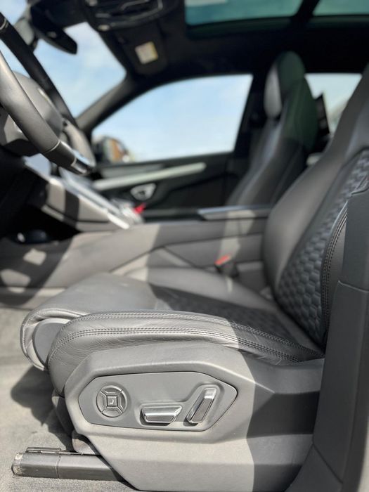 Lamborghini Urus variante schimb auto