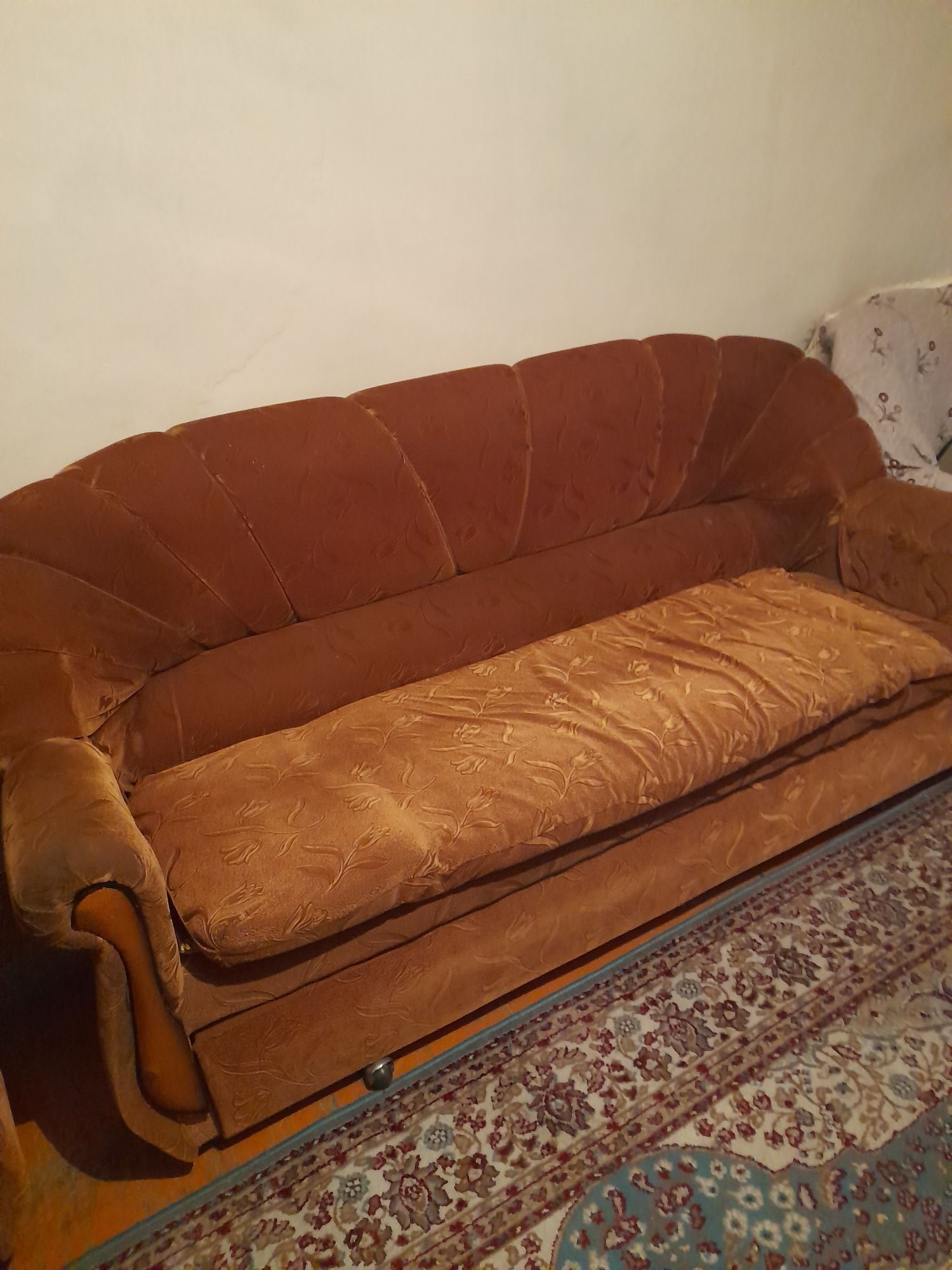 Диван диван 25000тенге