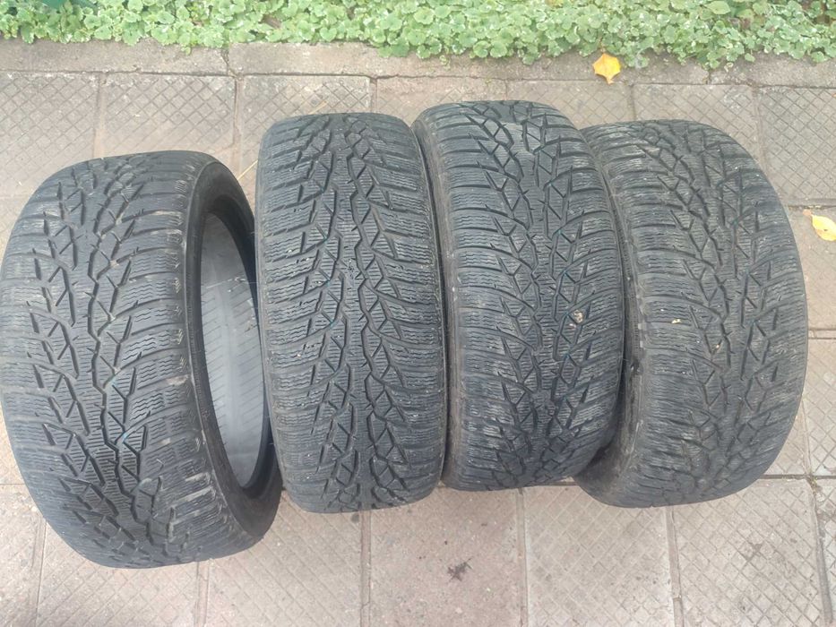 Зимни гуми Nokian 225/45/17
