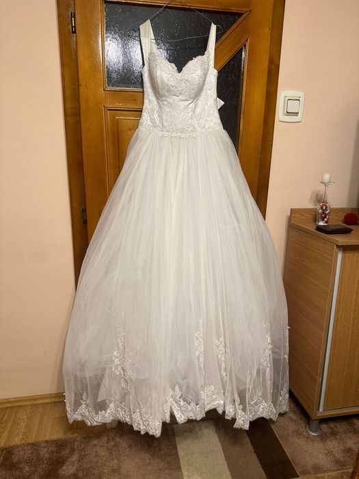 Vând Rochie de mireasă