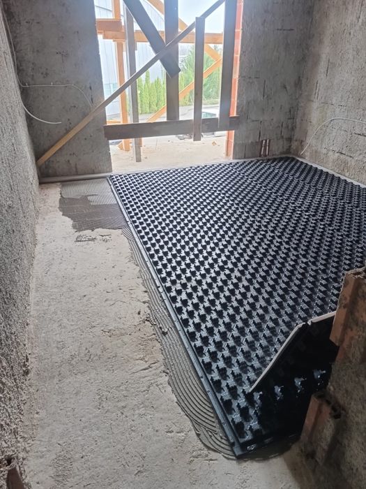 Vand casa noua Cornu