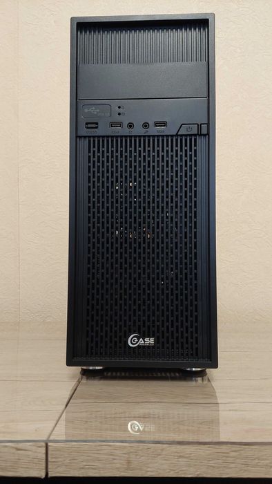 Компютърна кутия + захранване 500W