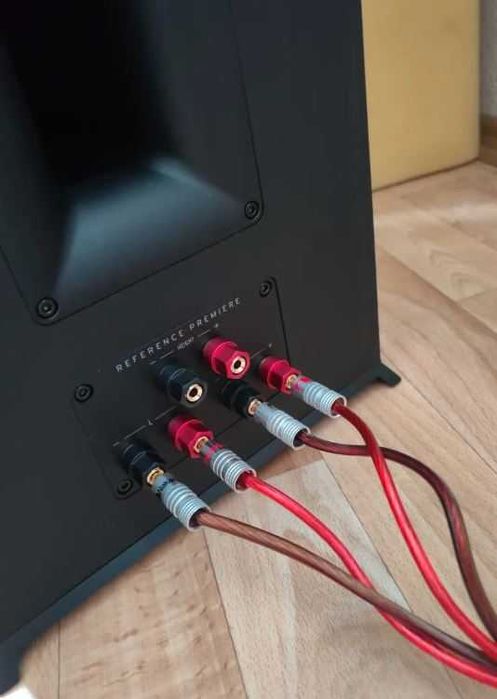 Штекеры   NAKAMICHI Разъем BANANA (банан) для кабелей к акустике