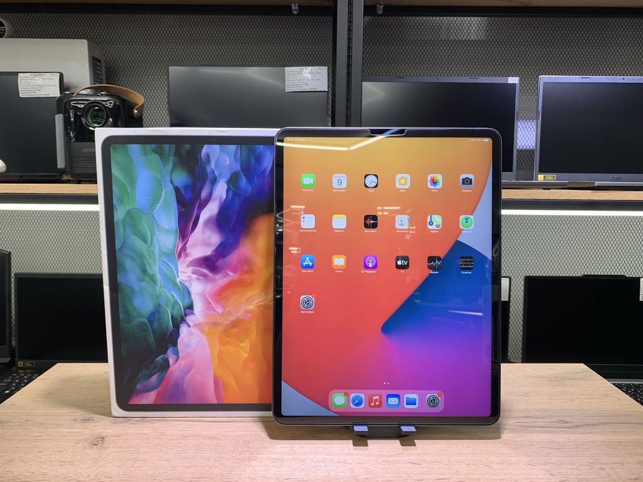 iPad Pro 12.9" 4 Generation, 512 GB, Wi-Fi, АКБ98%, 1193/А10