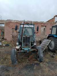 Трактор МТЗ 82 беларус