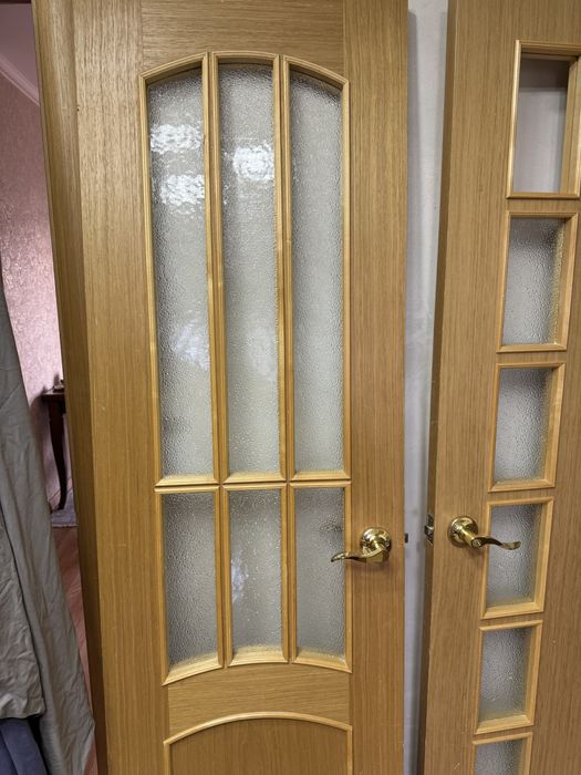 Двери из дерева