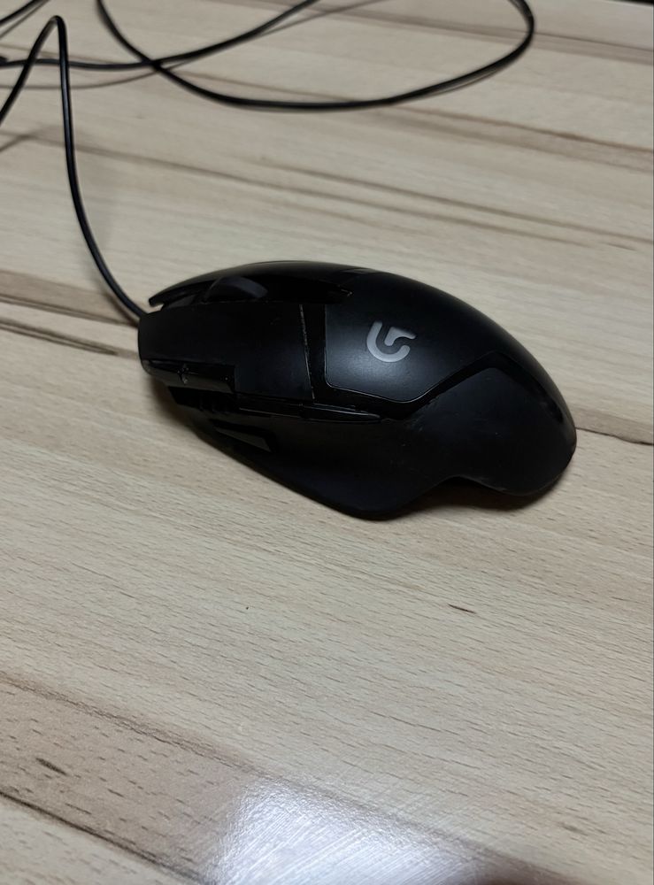 Logitech G 402 Геймърска мишка