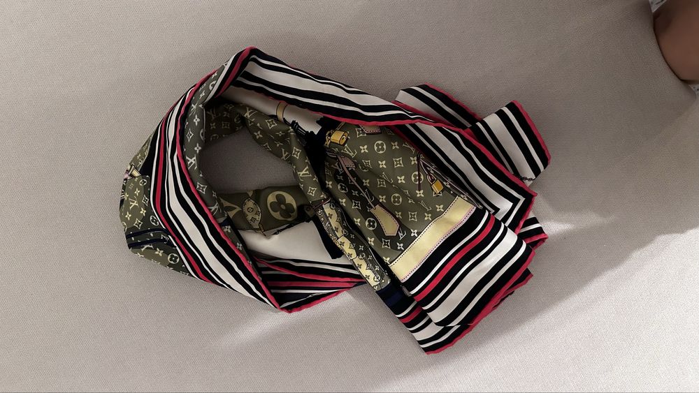 Esarfa Louis Vuitton