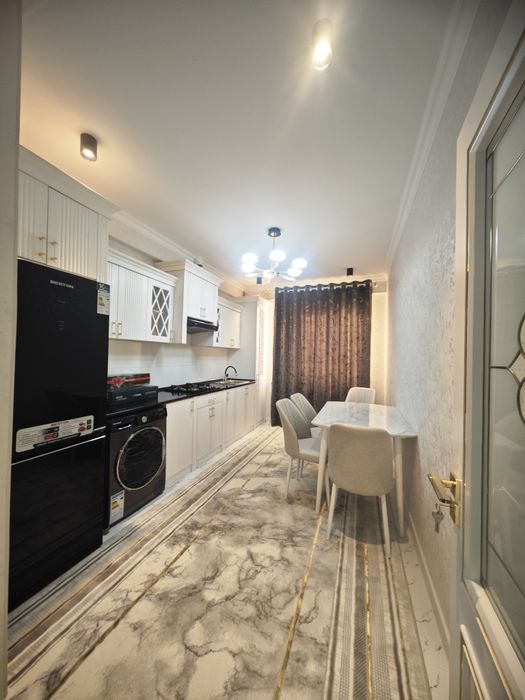 Срочно сдается в аренду 3 комнатная квартира на 2 этаже 7этажного дома