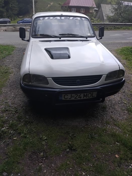 Vând dacia papuc