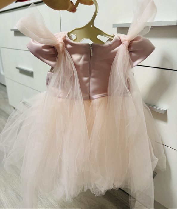 Rochie fetiță, roz pal cu tull, marime 68/74