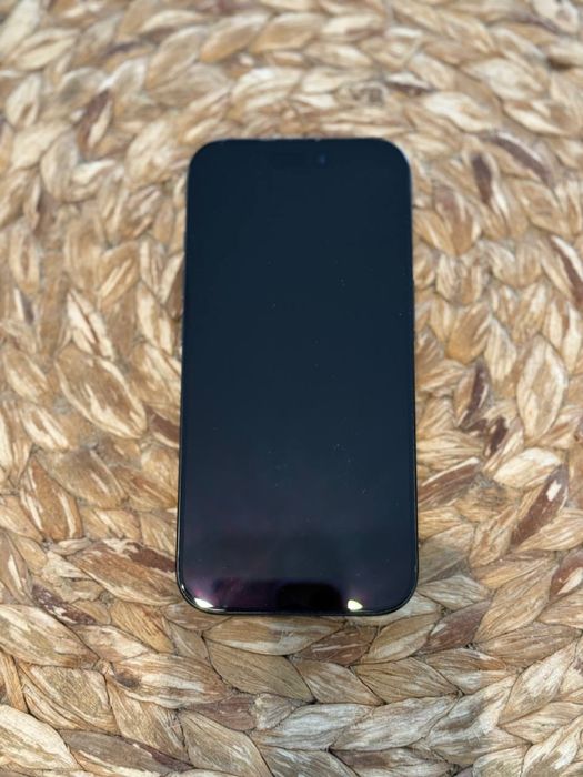 Iphone 16 pro Гаранция!