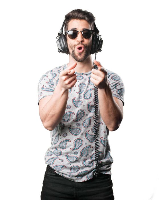 ДиДжей / DJ за НоВаТа 2026 ГодинA/ Озвучаване на частни Партита!