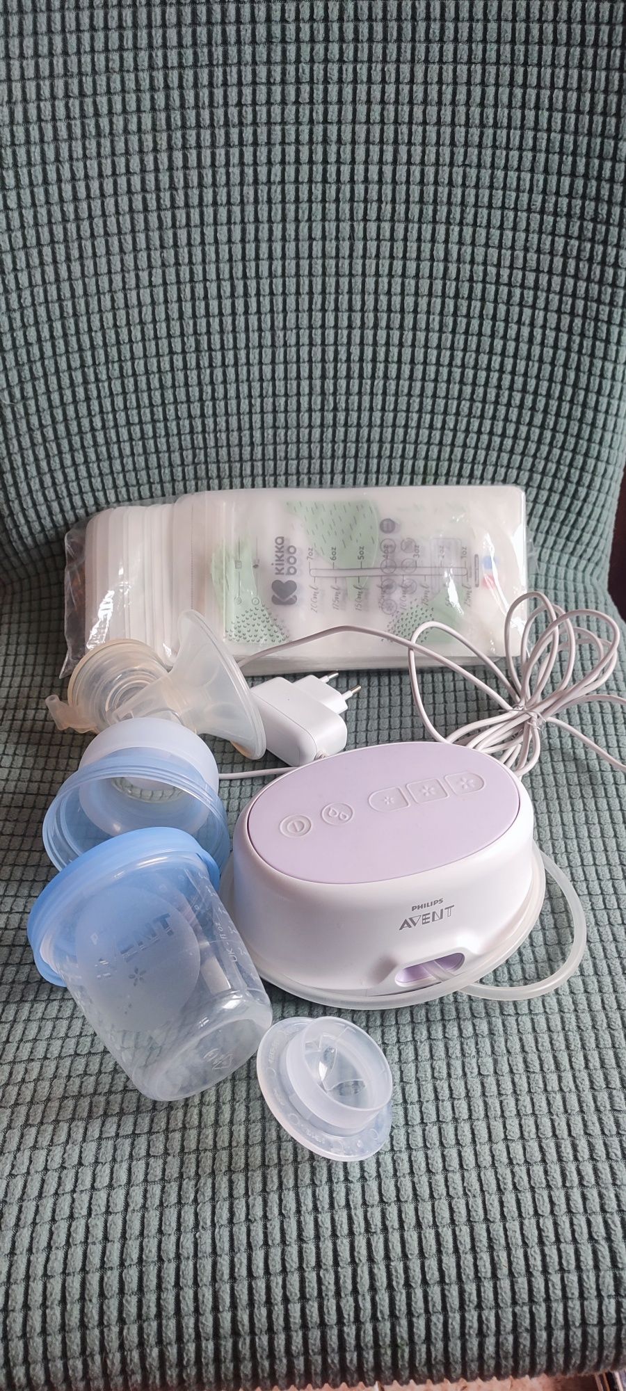 Помпа за кърма Philips Avent
