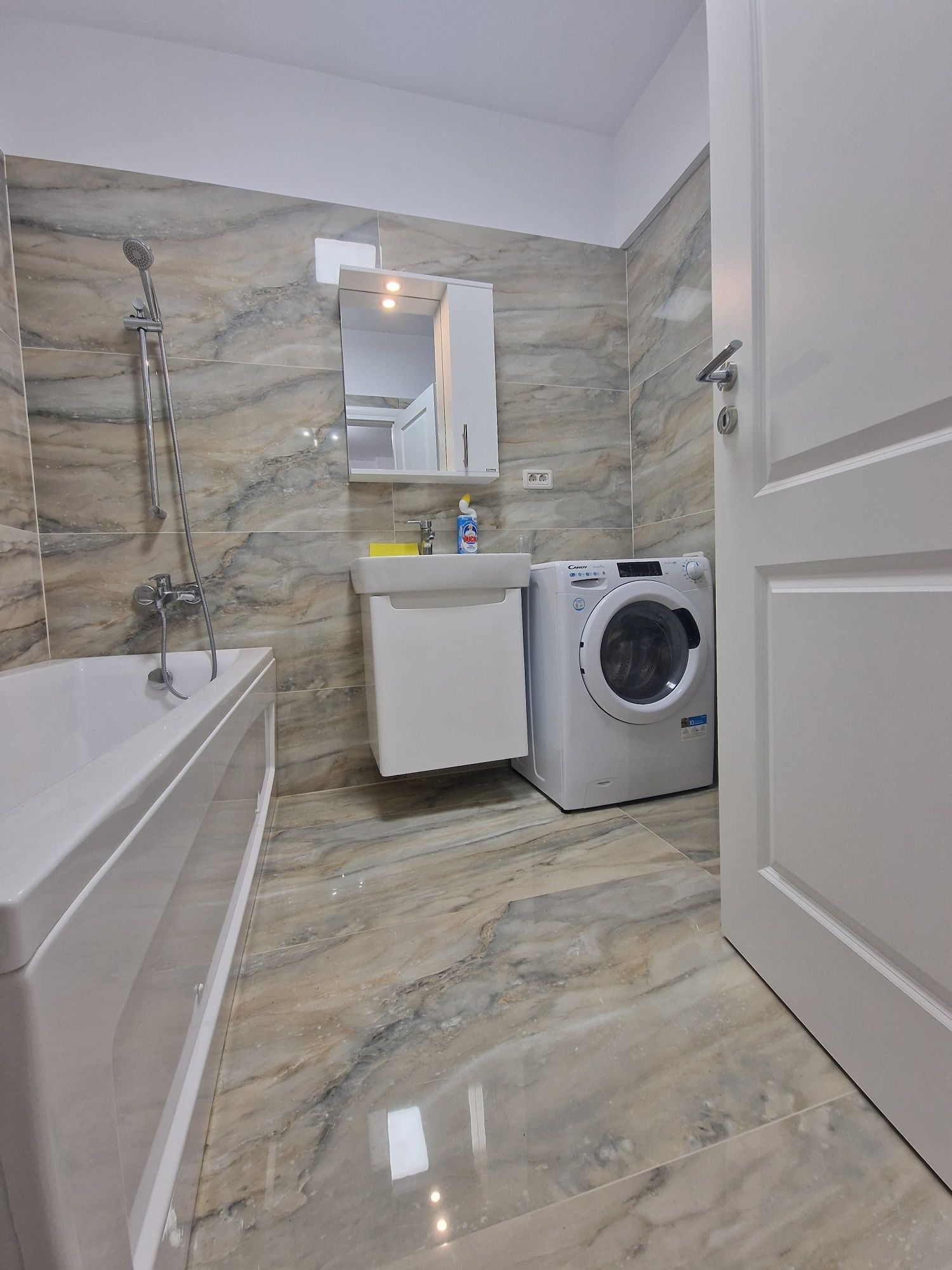 Anunt de vanzare GARSONIERA Central Address Residence