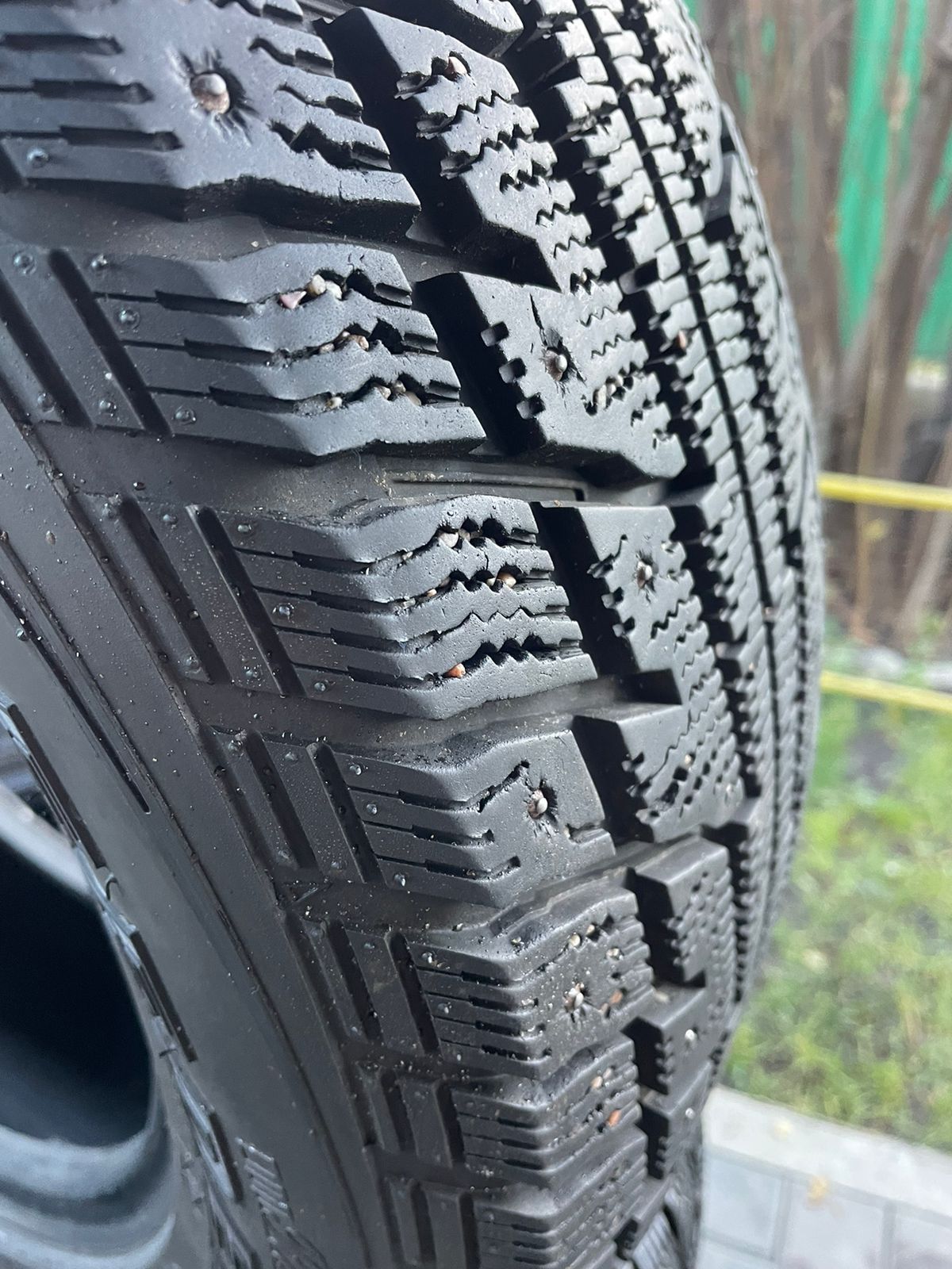 Комплект зимних шин 225/60R17 Himallaya Federal