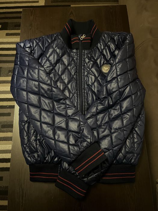 Яке Armani junior